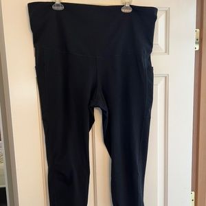 GapFit Gap Maternity Cropped Leggings Activewear XL
